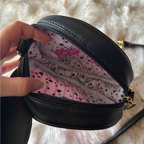 NWT Betsey Johnson “Flynn” Pink Flamingo Crossbody Bag - Picture 5 of 6
